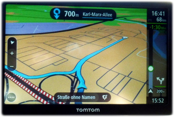 TomTom Go Basic Route geht durch die Baustelle
