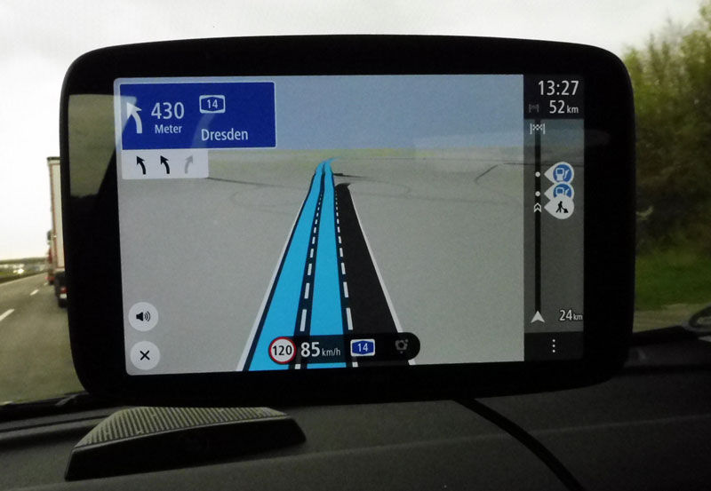 TomTom Go Discover 7 Zoll Dynamischer Fahrspurassistent für Autobahn